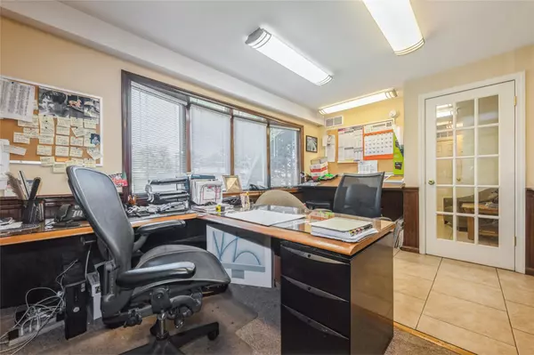 Merrick, NY 11566,128 Merrick AVE