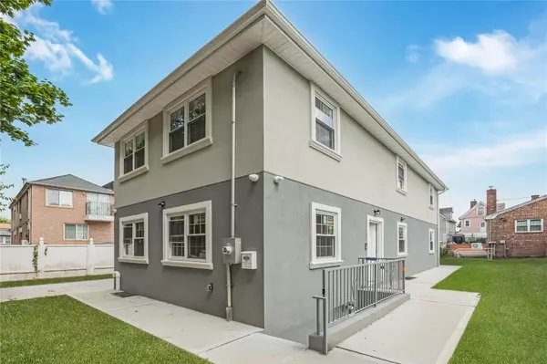 Brooklyn, NY 11236,64 nolans lane