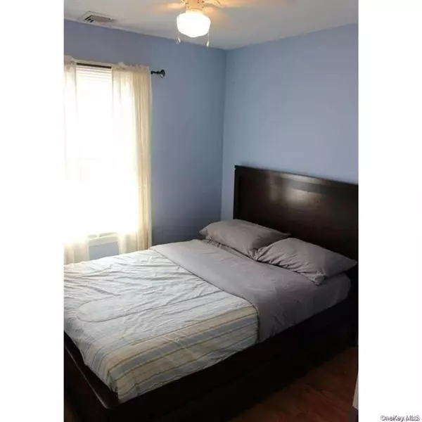 Long Beach, NY 11561,27 Vermont ST