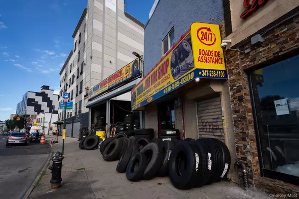 143-10, 143-12/14 Liberty AVE, Jamaica, NY 11435