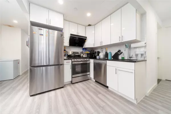 Flushing, NY 11355,144-27 Sanford AVE #4K