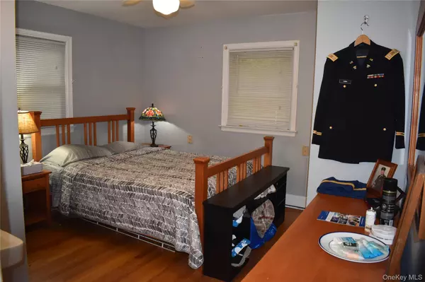 North Bellmore, NY 11710,2477 Columbus AVE