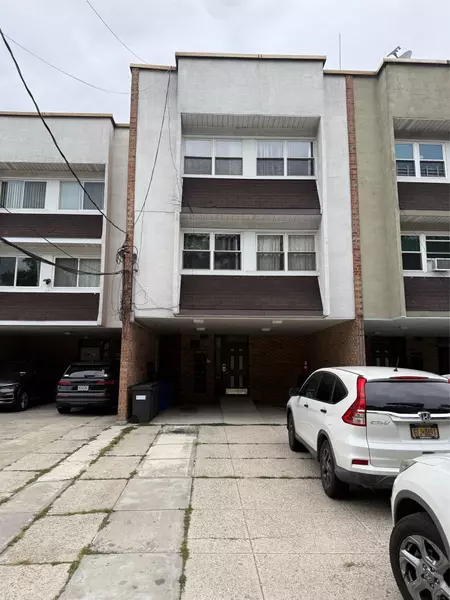 11949 6th AVE, College Point, NY 11356