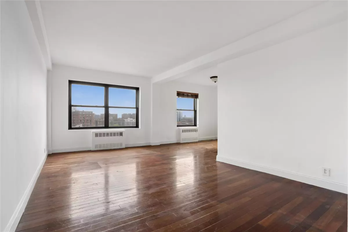 Rego Park, NY 11374,99-60 63 Road #11B
