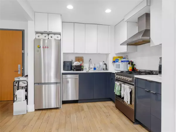 Long Island City, NY 11101,2705 41st AVE #5D