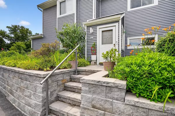 27 Waterview Estate, Peekskill, NY 10566