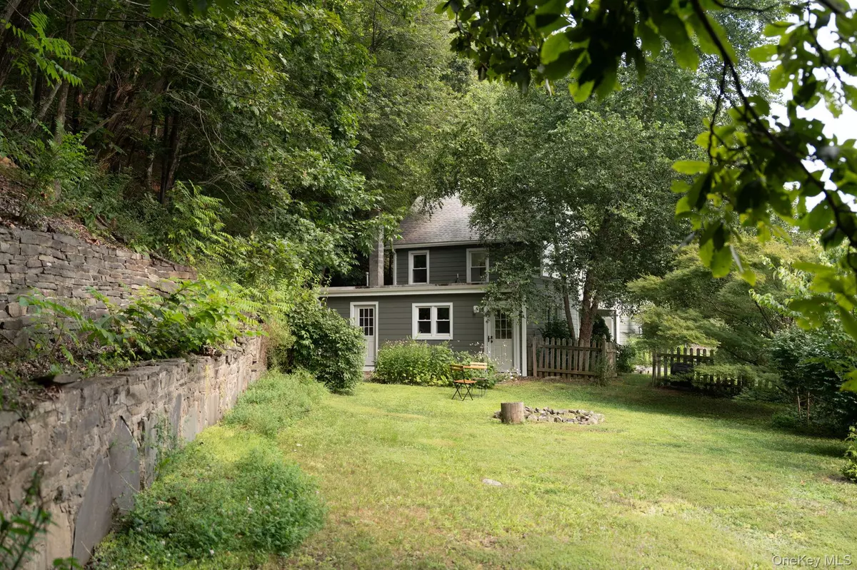 Stone Ridge, NY 12401,442 Lapla RD