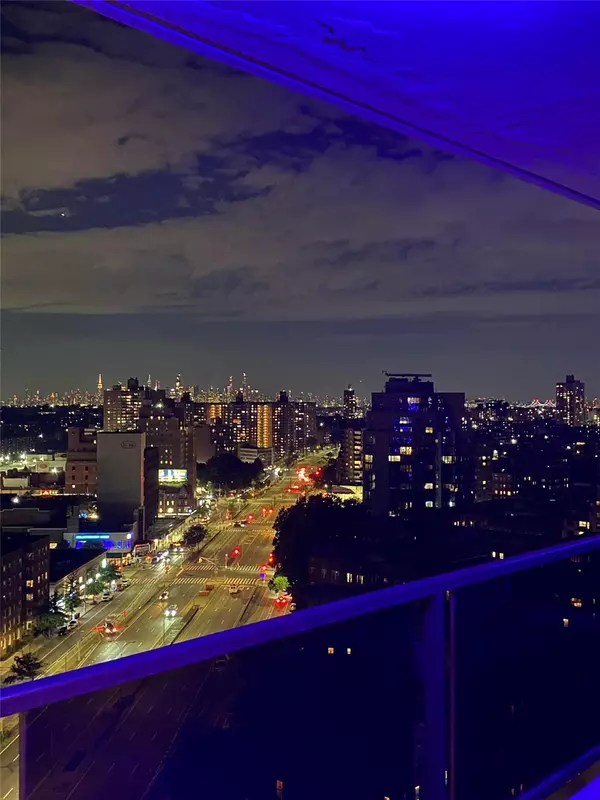 Forest Hills, NY 11375,11011 Queens BLVD #20B
