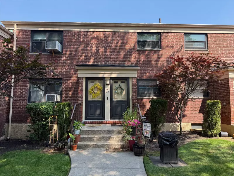 74-65 220th ST #102A2, Oakland Gardens, NY 11364