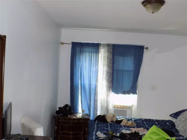 Poughkeepsie, NY 12601,15 Thompson ST