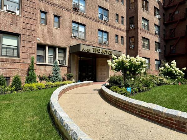 6633 99th ST #6H, Rego Park, NY 11374