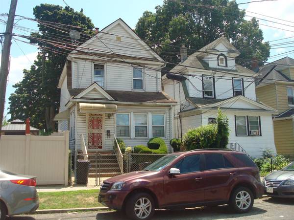 164-42 108th DR, Jamaica, NY 11433
