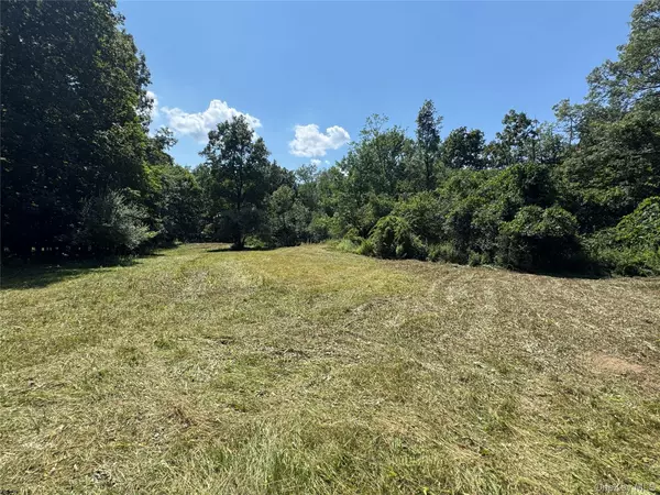 Goshen, NY 10940,Rt-17