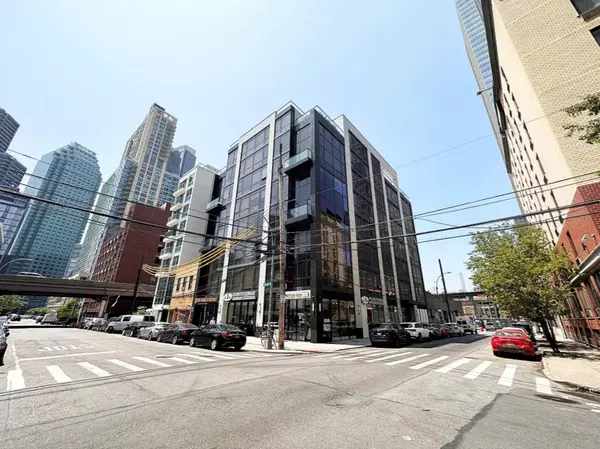 2412 42nd RD #3E, Long Island City, NY 11101