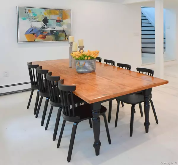 Warwick, NY 10990,47 Waterbury RD