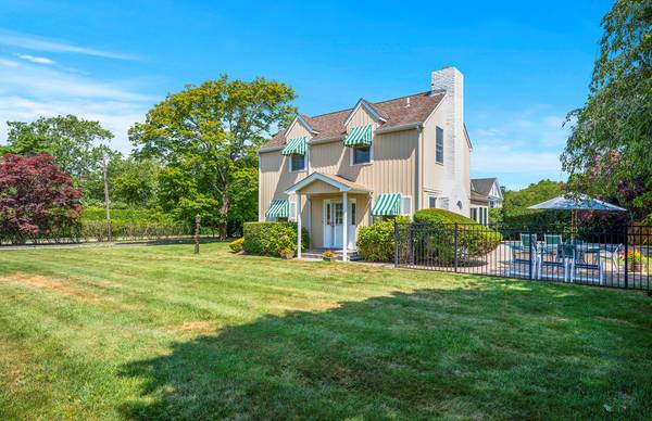 4 Quantuck LN, Quogue, NY 11725