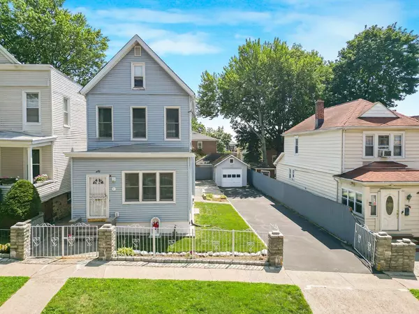 20 Glover AVE, Yonkers, NY 10704