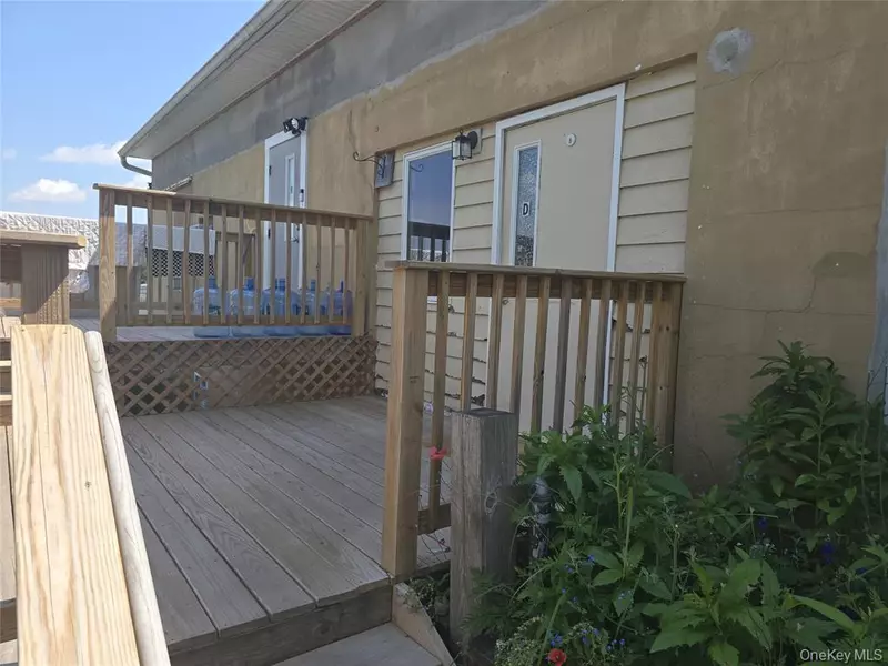 175 S Montgomery ST #D, Montgomery, NY 12586