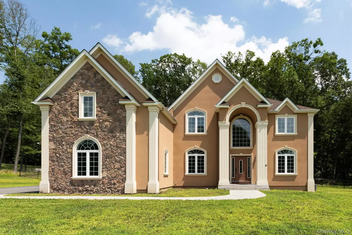 Central Valley, NY 10917,18 Winding LN