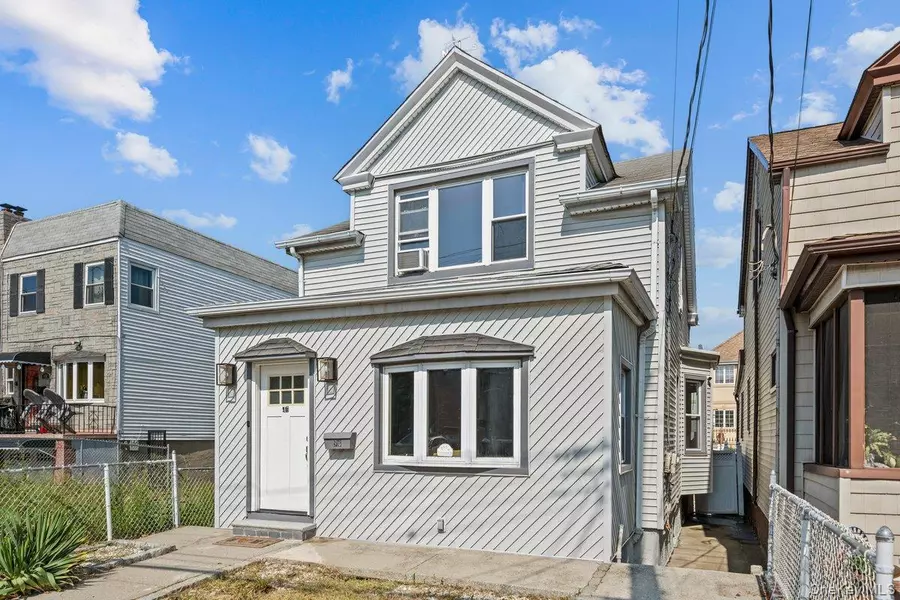 916 Clarence AVE, Bronx, NY 10465