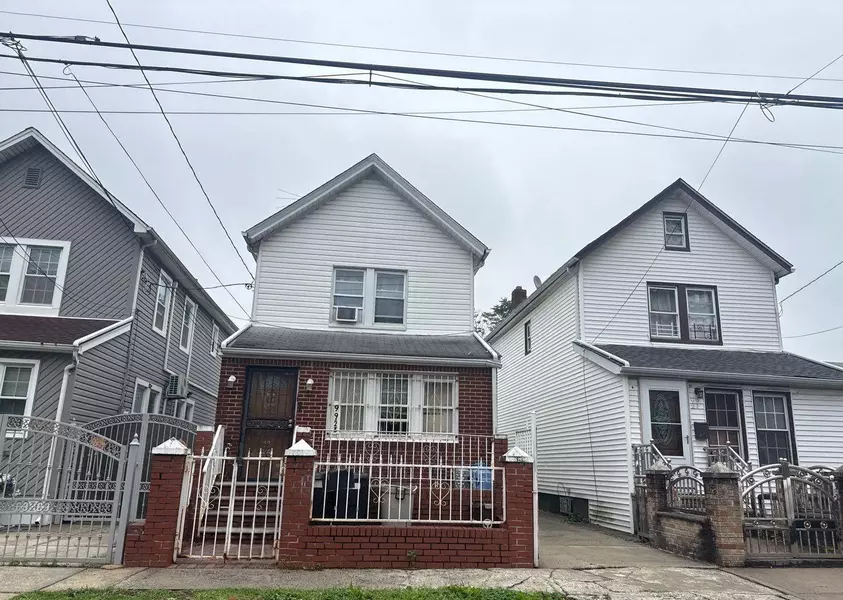 99-23 215th ST, Arverne, NY 11429