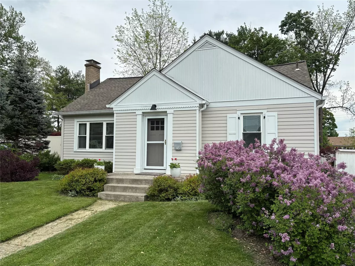 Poughkeepsie, NY 12603,45 Oakwood BLVD