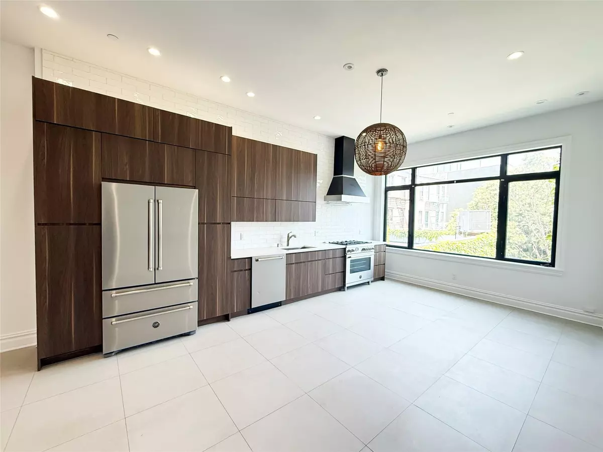 Brooklyn, NY 11216,333 Tompkins AVE #PH