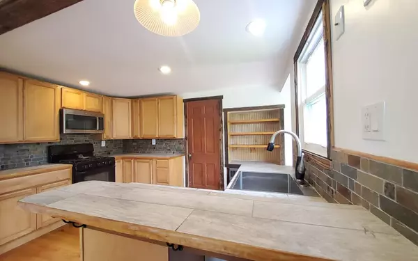Monroe, NY 10950,351 Harriman Heights RD