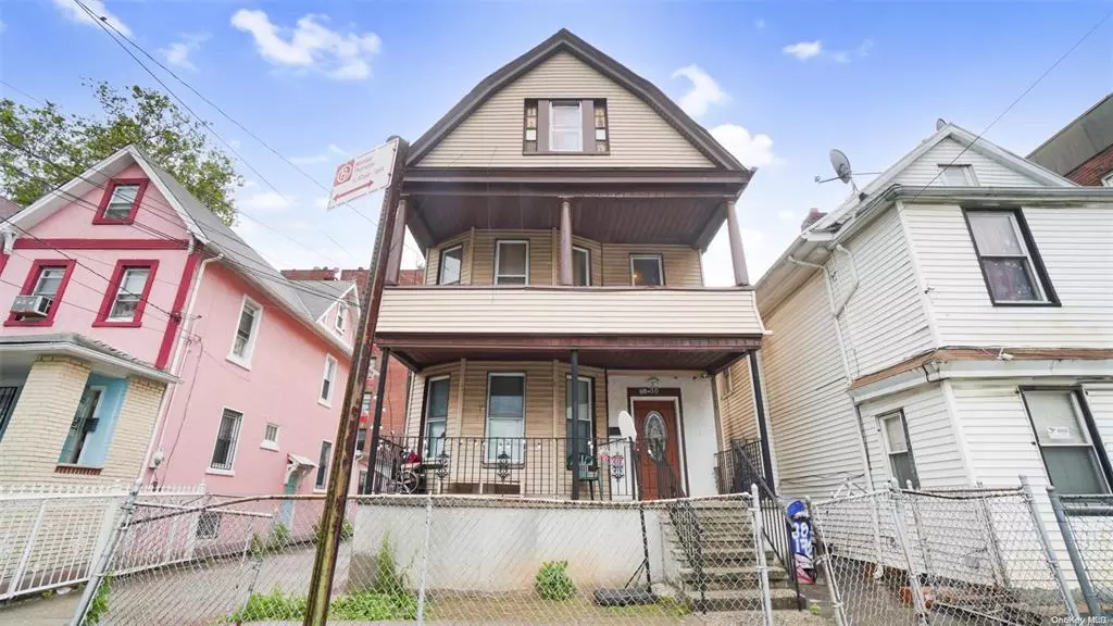 Jamaica, NY 11432,88-30 172nd ST