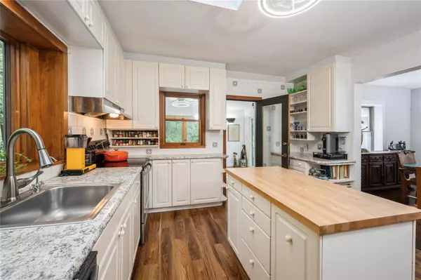 Croton-on-hudson, NY 10520,34 Mount Airy RD