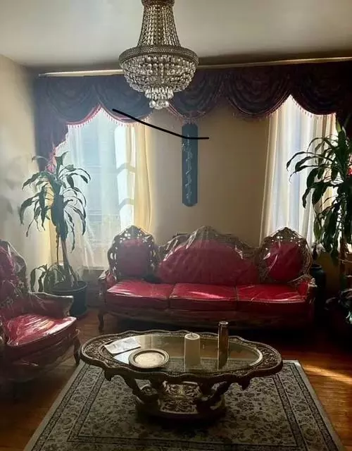 New York (manhattan), NY 10024,72 W 88th st. #2