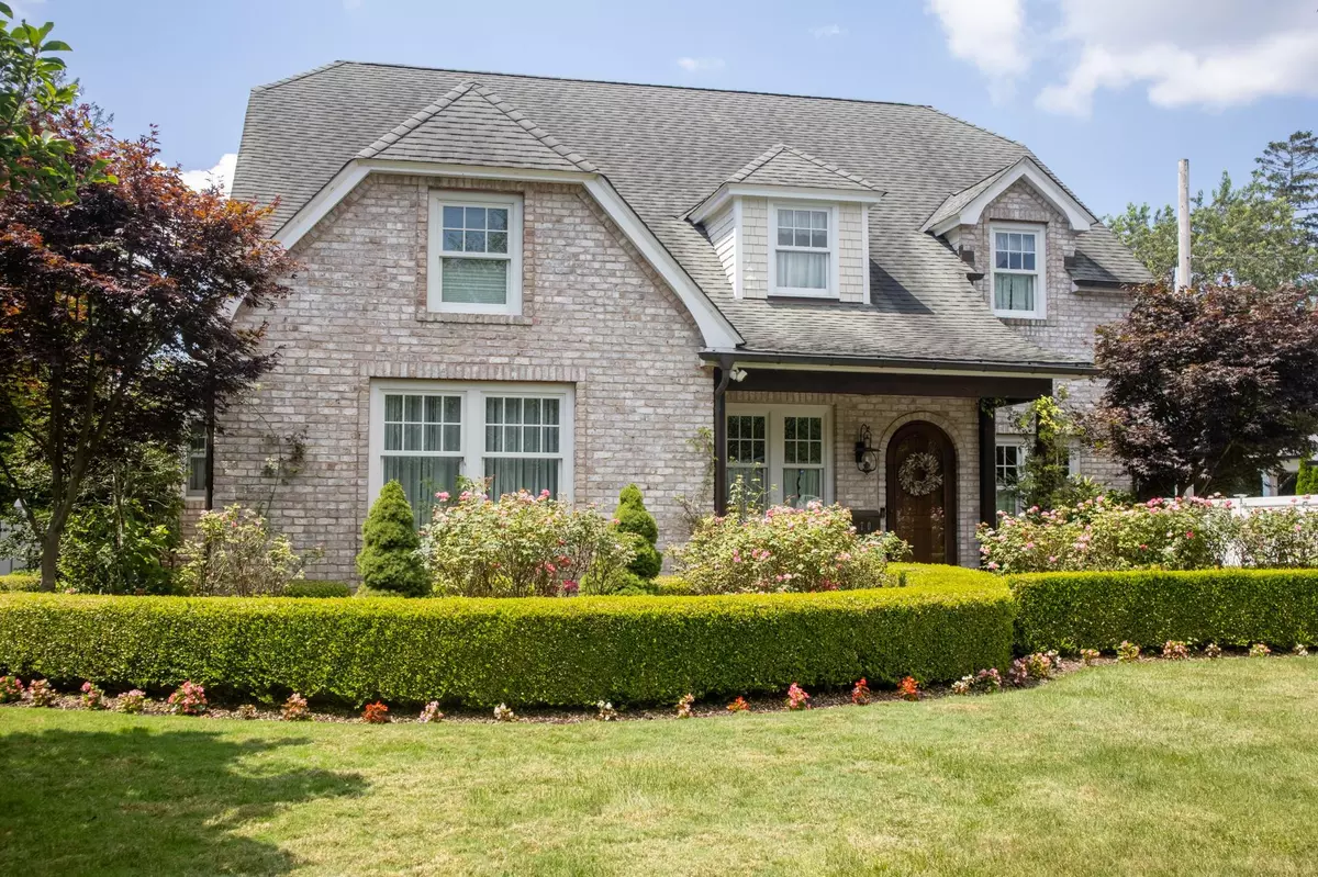 Sayville, NY 11782,70 Benson AVE