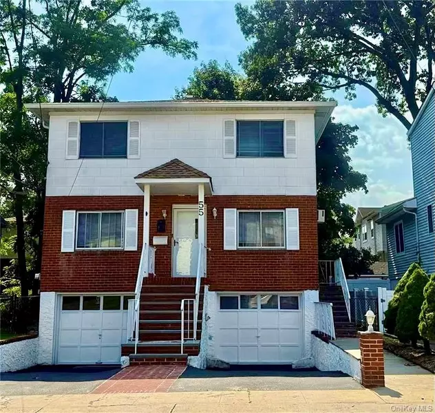 55 Hickory RD #1st Floor, Port Washington, NY 11050