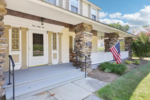 Yonkers, NY 10703,466 Palisade AVE