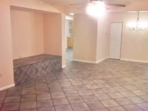 Harrison, NY 10528,53 Rose AVE ##1