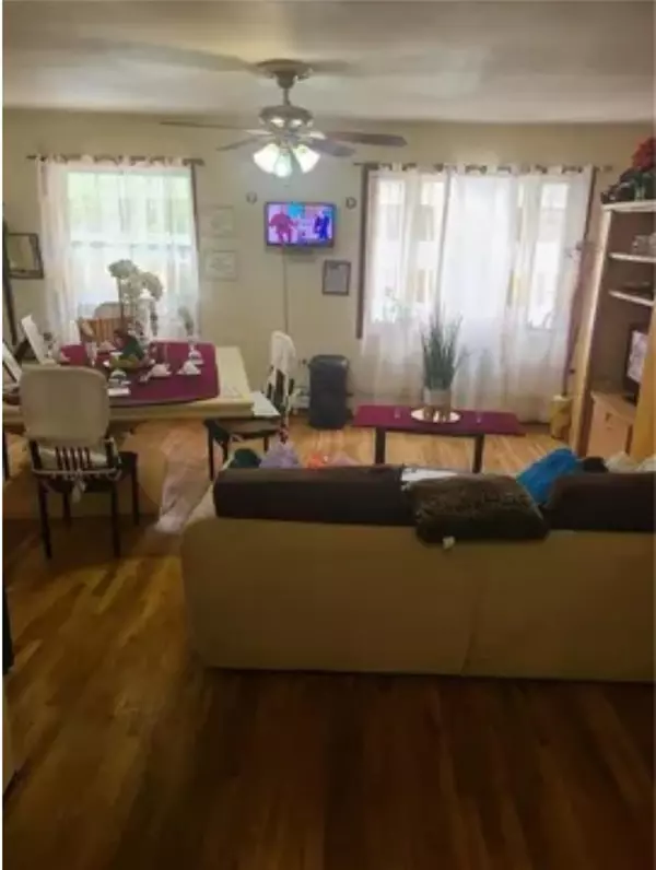 Brooklyn, NY 11208,772 Lincoln AVE