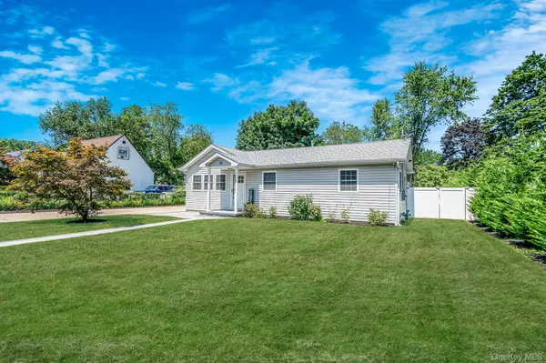 Brentwood, NY 11717,127 Merrill ST