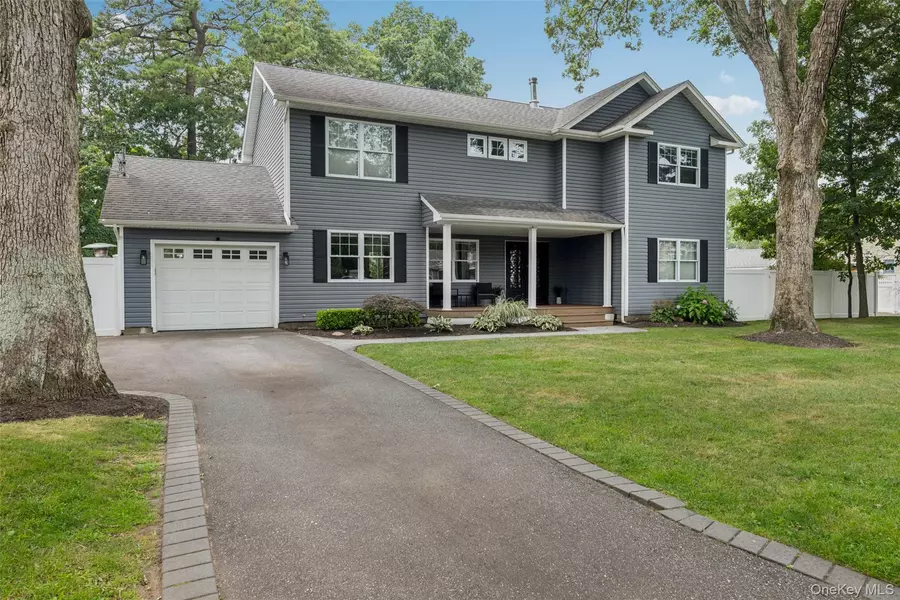 8 Audubon ST, Nesconset, NY 11767
