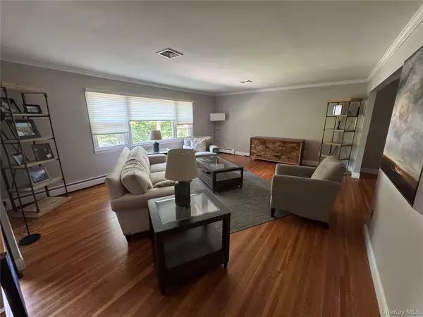 Bronxville, NY 10708,43 Wildway