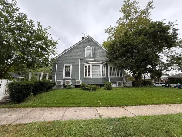 Flushing, NY 11354,151-26 Bayside AVE