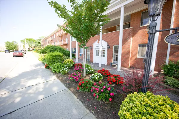 77 S Park AVE #B6, Rockville Centre, NY 11570