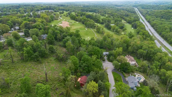 Armonk, NY 10504,12 Ilana CT