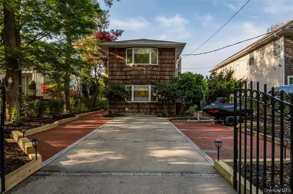 Rocky Point, NY 11778,59 Culross DR