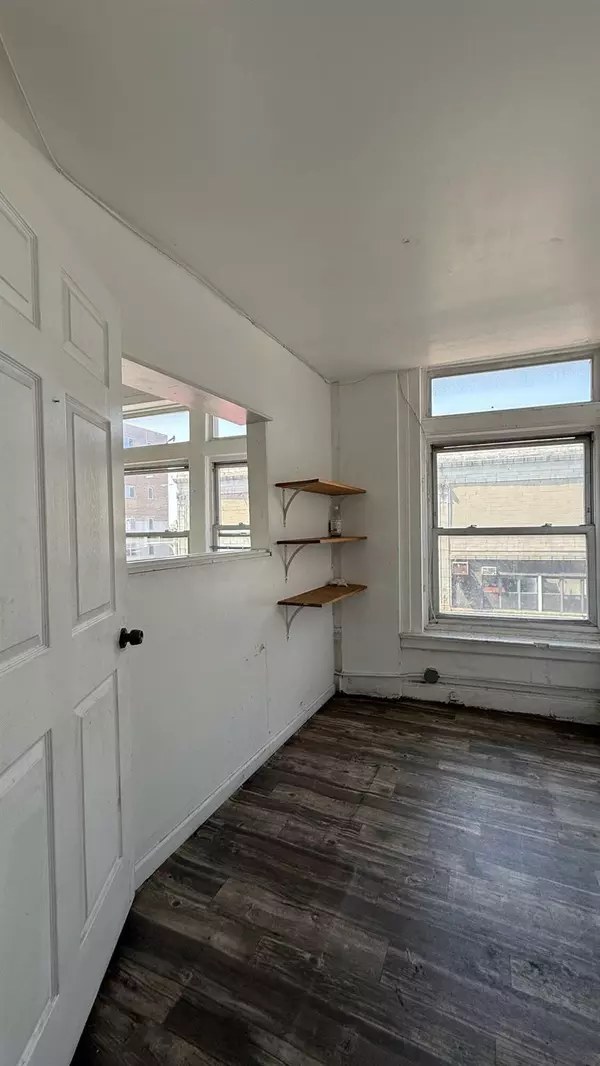 Jamaica, NY 11432,16803 Jamaica AVE #4th Floor Office Retail