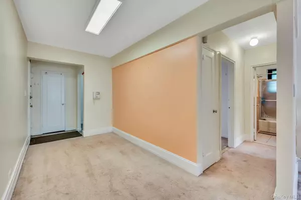 East Elmhurst, NY 11369,32-40 91st ST #509