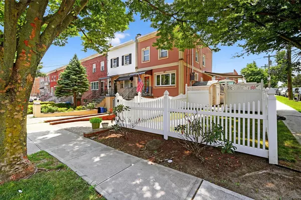 767 Clarence AVE, Bronx, NY 10465
