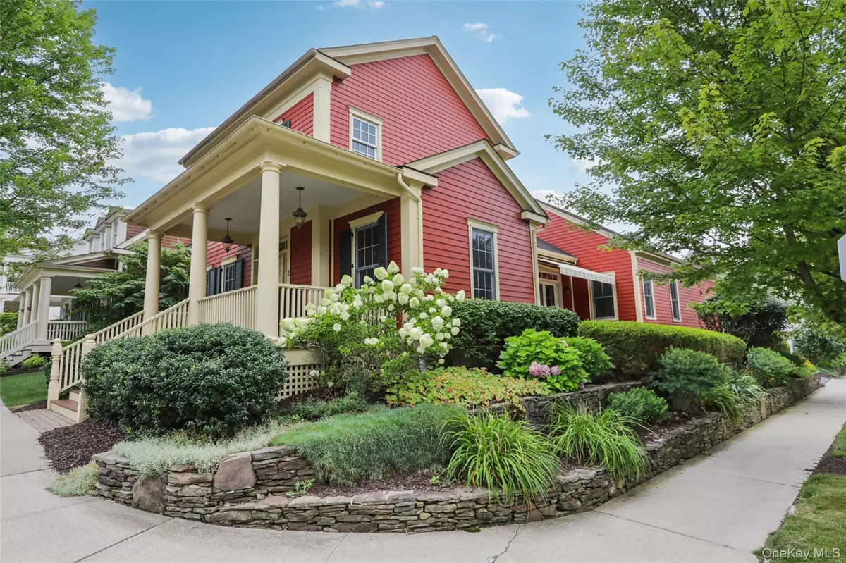 Warwick, NY 10990,2 Sly ST