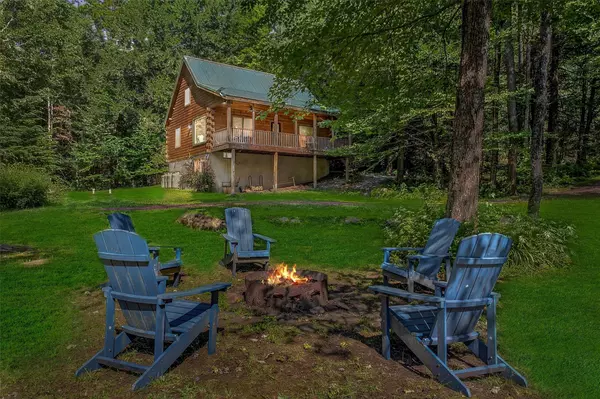 353 John Davis RD, Call Listing Agent, PA 18443