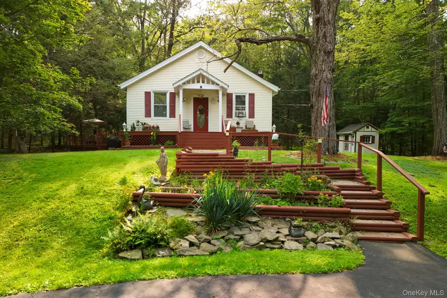 370 Starlight RD, Monticello, NY 12701