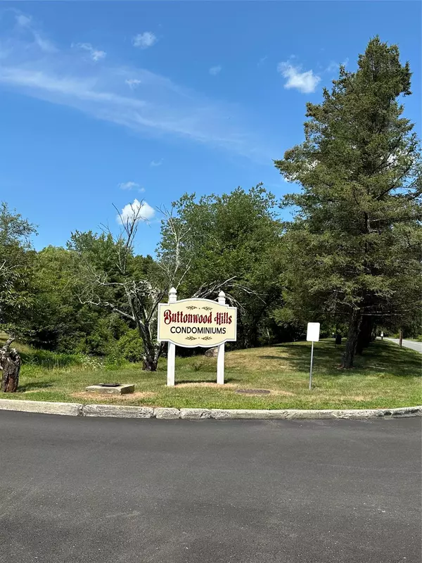 232 Concord LN, Middletown, NY 10940